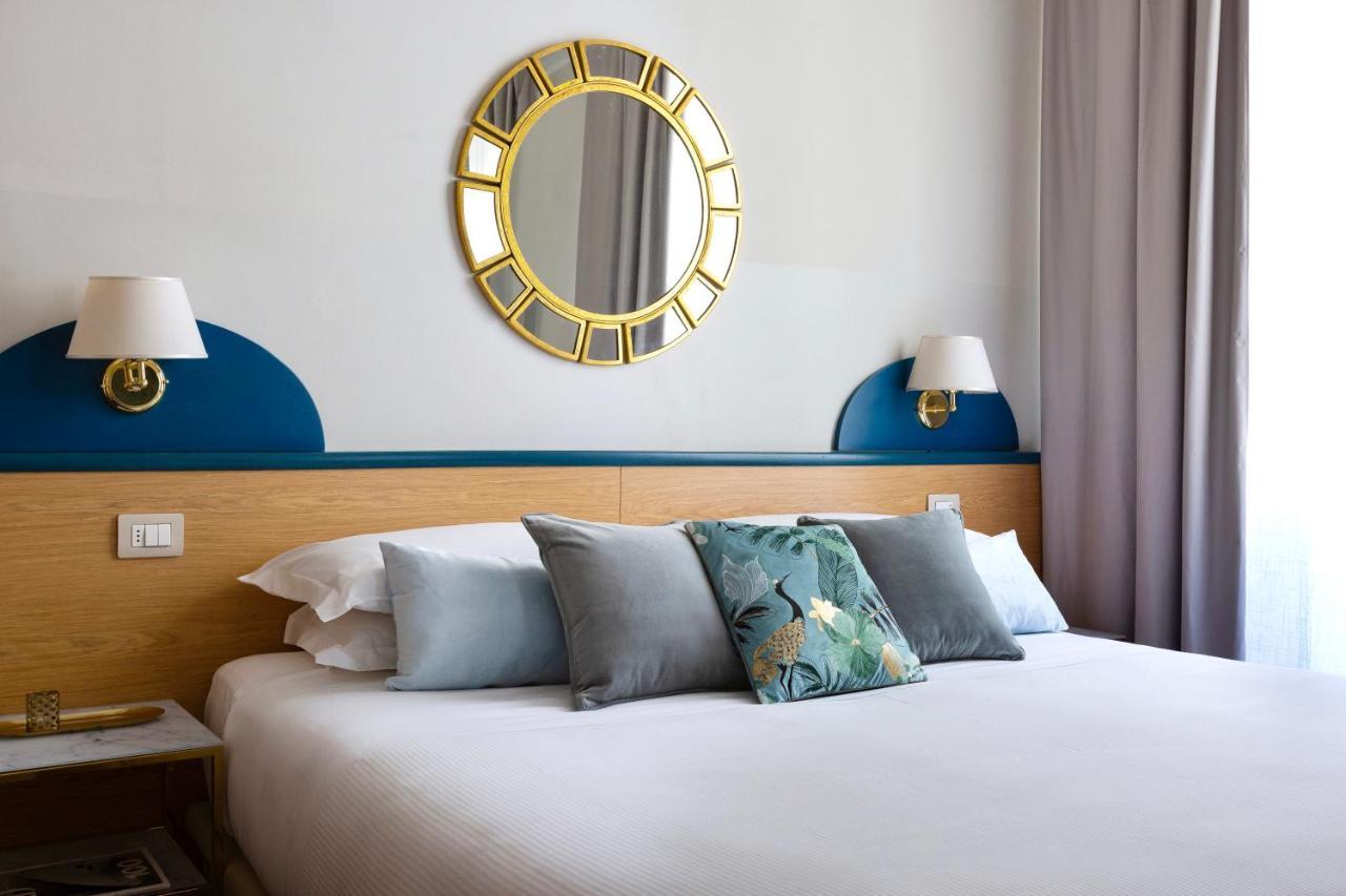 Aramis Deluxe Rooms Florence Exterior photo